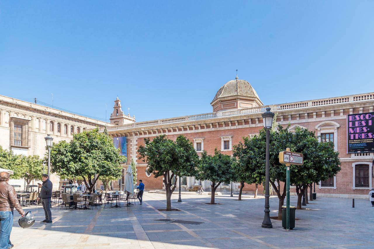 Travel Habitat Teatro Principal Apartment Valencia Exterior photo